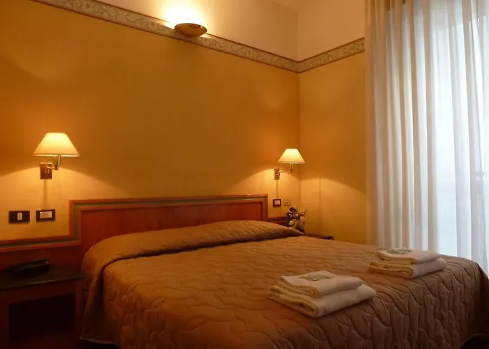 Отель Marina Bay 3*