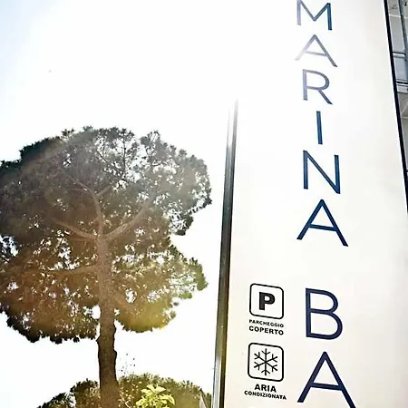 Marina Bay Hotel 3*