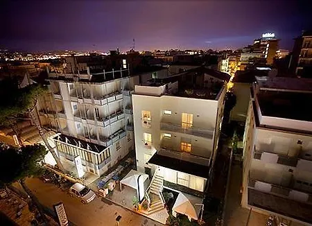 Marina Bay Otel 3*