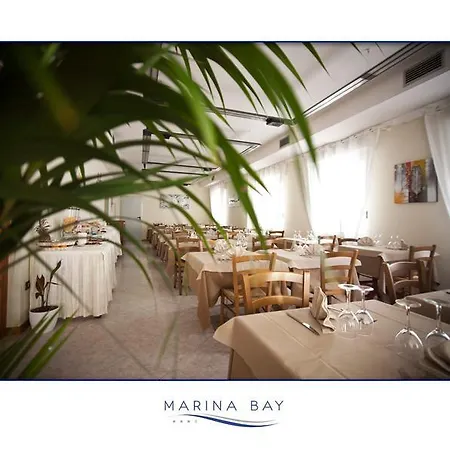 Marina Bay 3*