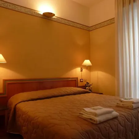 Ξενοδοχείο Marina Bay 3*