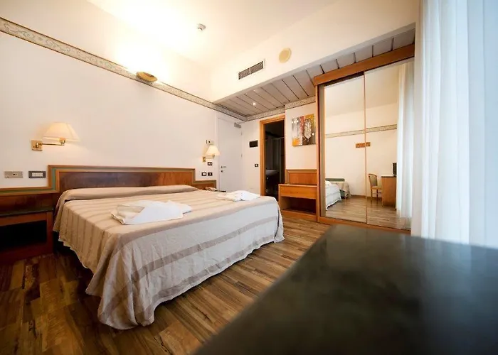 Otel Marina Bay