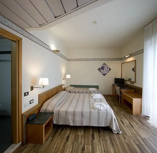 Marina Bay Otel