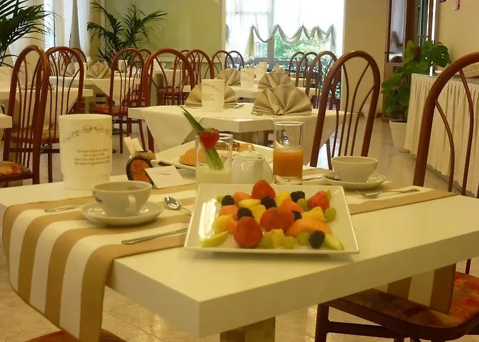 Otel Marina Bay